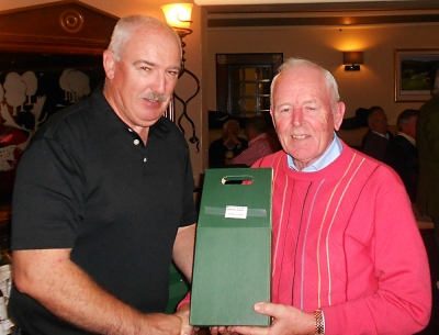 Michael Gargan
Sponsor Joe McMahon presenting the prize for 3rd in Class 3 to Michael Gargan
