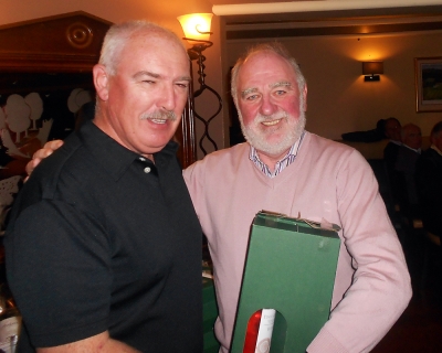 Paul O'Gorman
Sponsor Joe McMahon presenting the prize for best front 9 to Paul O'Gorman
