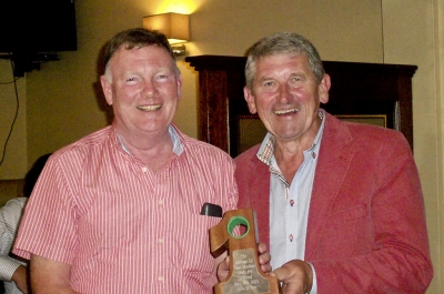 Sean Sheehan
Not only did Sean take the entire 2s pot of €199 with a carry-over at The Heritage, he was presented with a Hole-in-One trophy for his efforts by President Eamon Field
