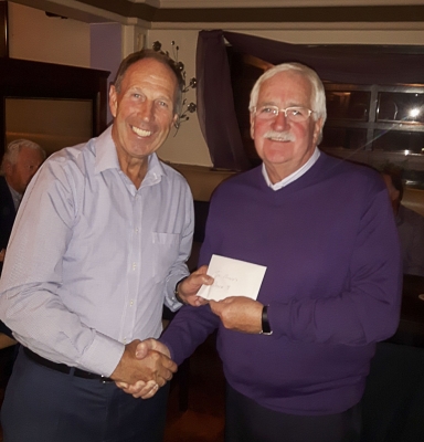 Dermot Murray
Captain Liam Delaney presenting the best back 9 prize
