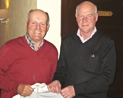 Tom Hickey
President William Fitzgerald presenting Tom Hickey with the prize for winner of Class 1
